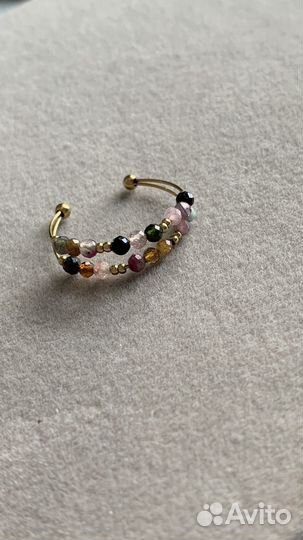 Кольцо из стали с камнями