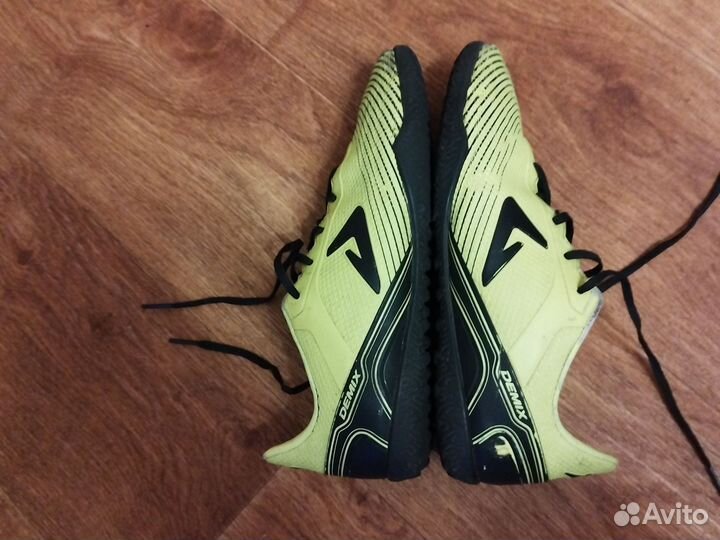 Детские футбольные бутсы 36 размер