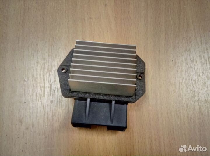 Резистор отопителя Mitsubishi 7802A240