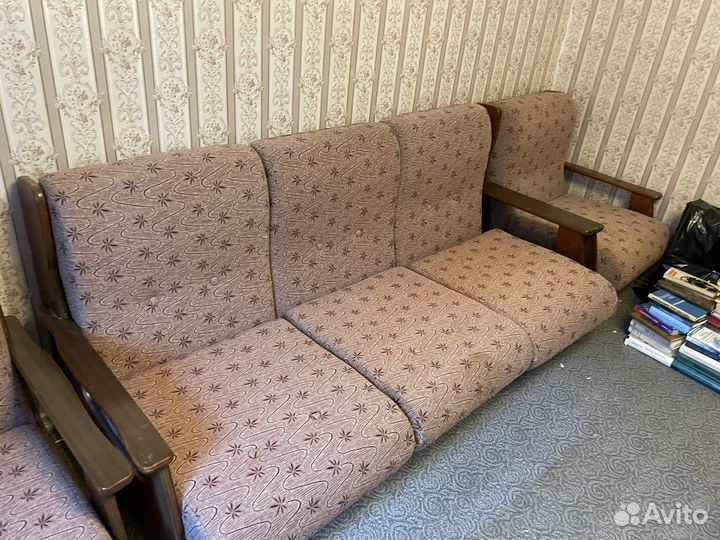 Диван и два кресла