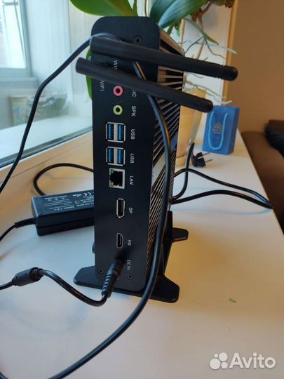 Fanless mini PC