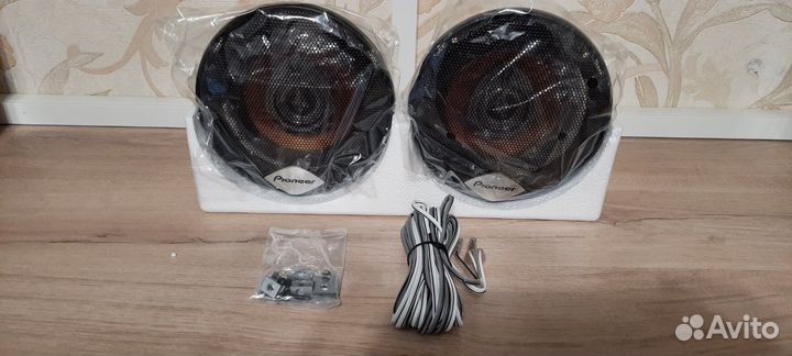 Динамики в авто