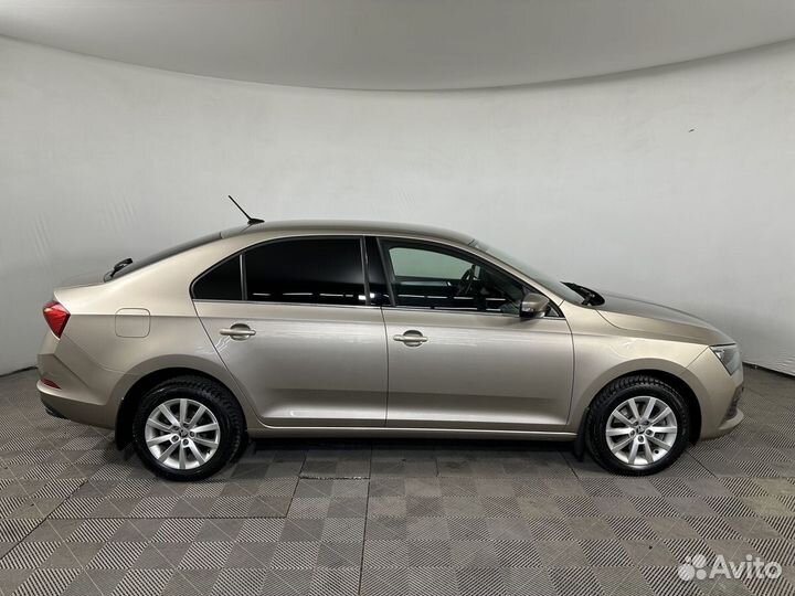 Skoda Rapid 1.6 AT, 2021, 31 680 км