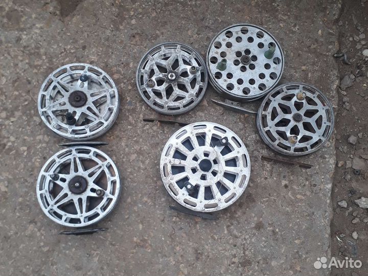 Катушка для спиннинга СССР