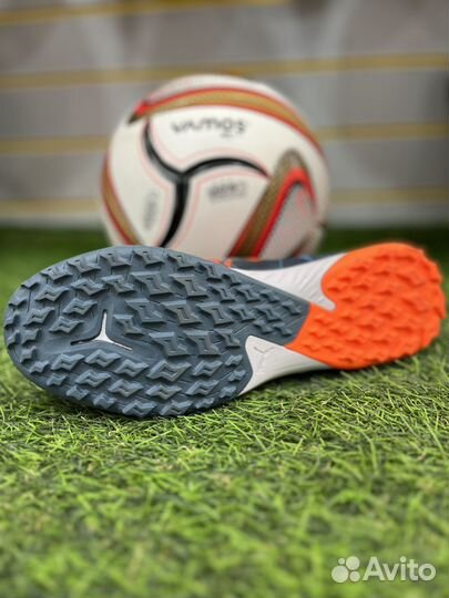 Футбольные бутсы (сороконожки) Puma Ultra Ultimate