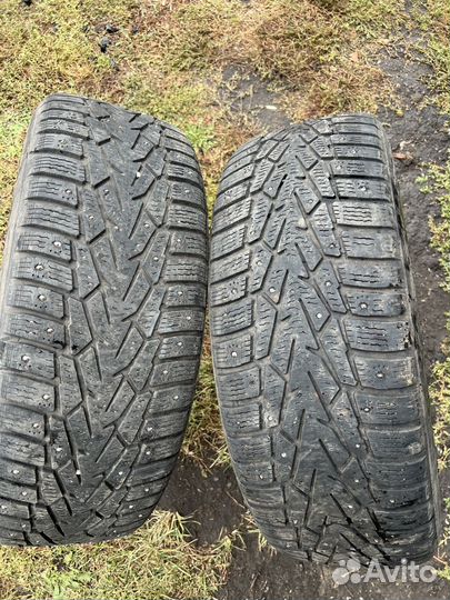 Nokian Tyres Hakkapeliitta 7 215/65 R16 102