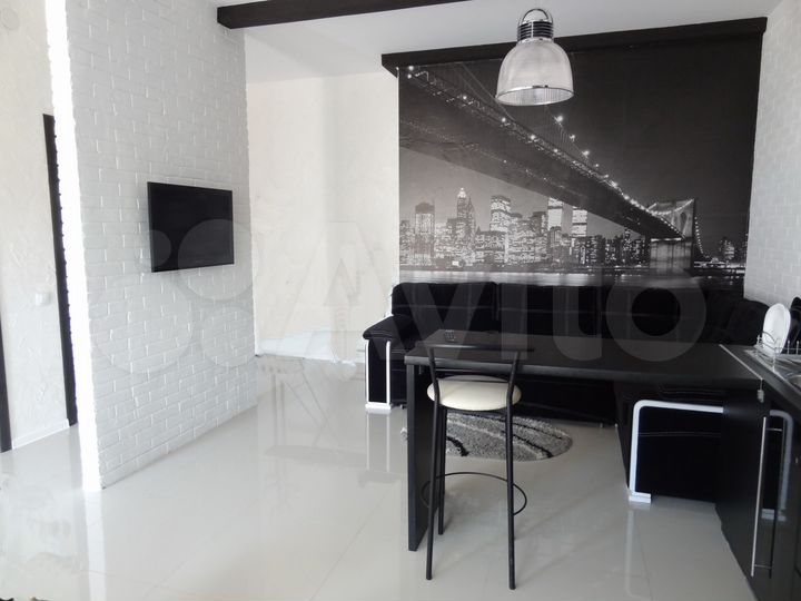 2-к. квартира, 55 м², 2/3 эт.