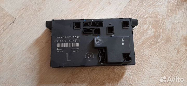 Блок комфорта в дверь Mercedes-Benz E-Class W211