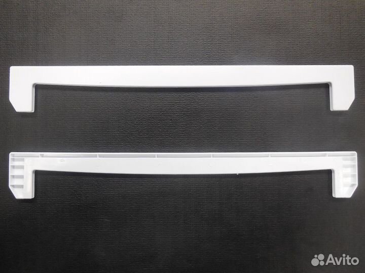 Обрамление стеклянной полки перед Beko 4561530300