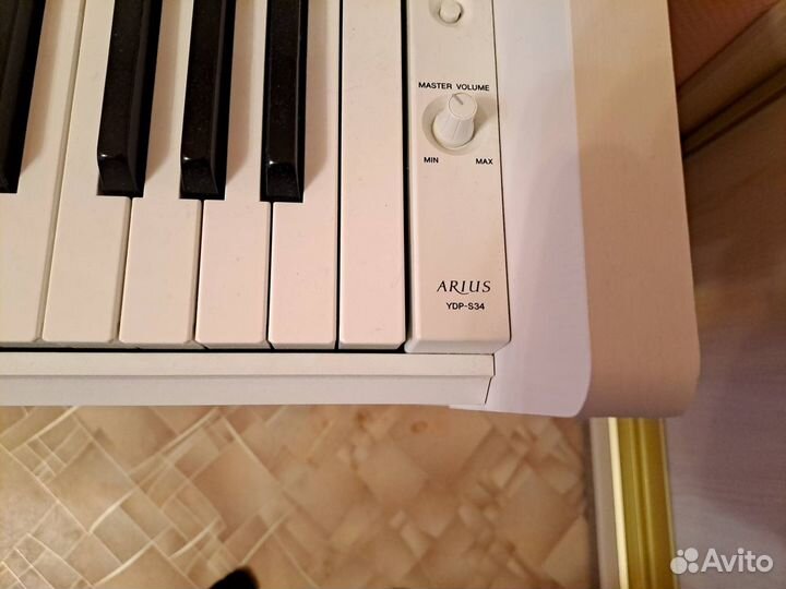 Цифровое пианино Yamaha Arius YDP-S34 + наушники Y