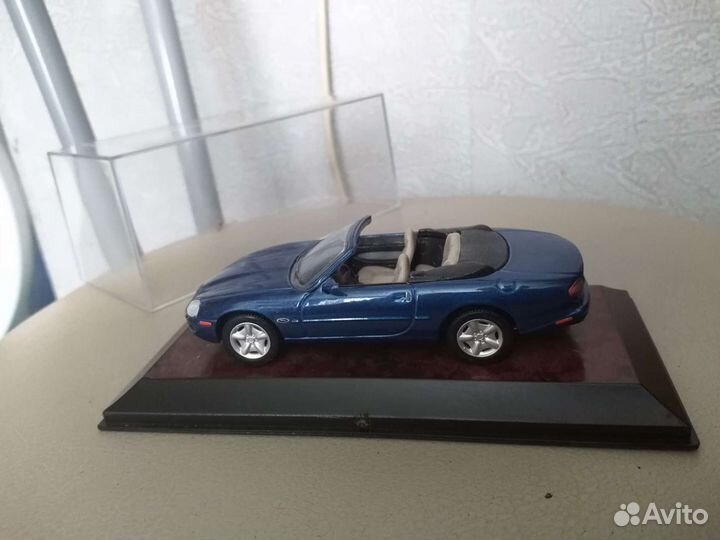 Модель автомобиля 1/43