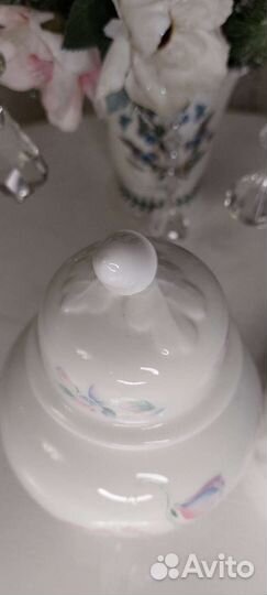 Фарфоровая банка