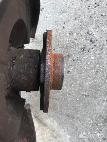 Ступица задняя левая Opel Astra H 2004-2010