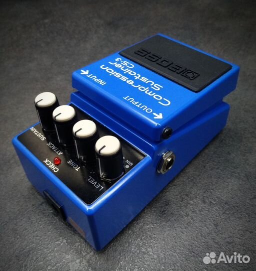 Гитарная педаль Boss CS-3 Compression Sustainer