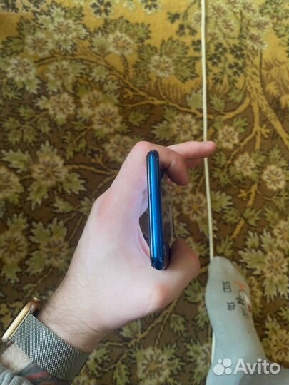 Samsung Galaxy A7 (2018), 4/64 ГБ