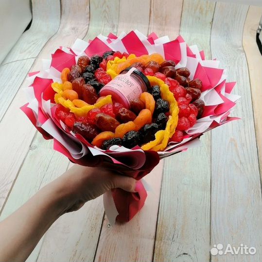 Букет из сухофруктов