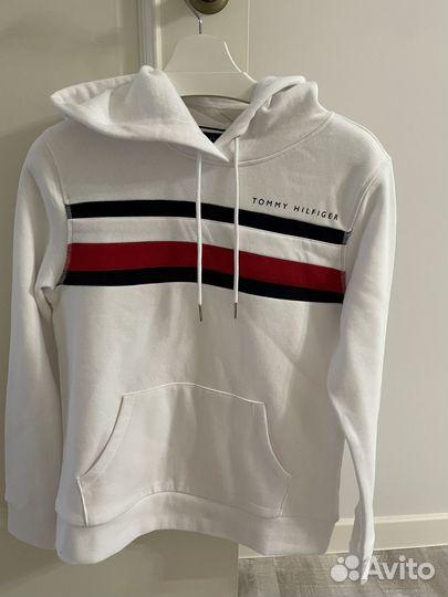 Новые женские вещи Tommy Hilfiger