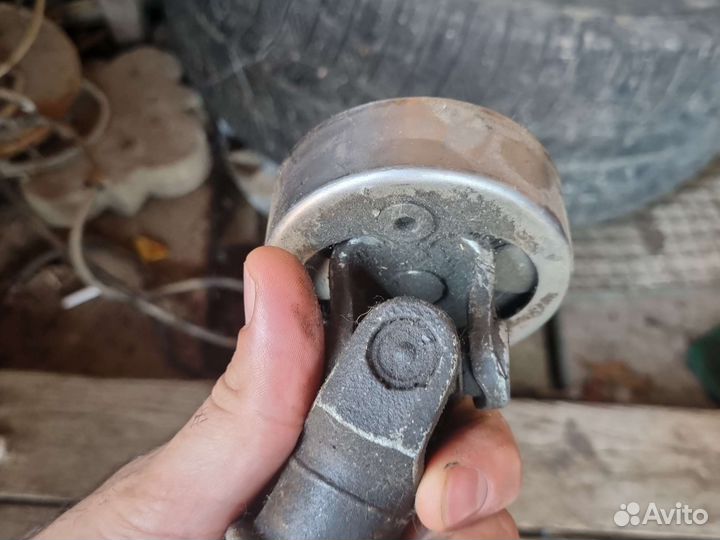 Е211 рулевой карданчик