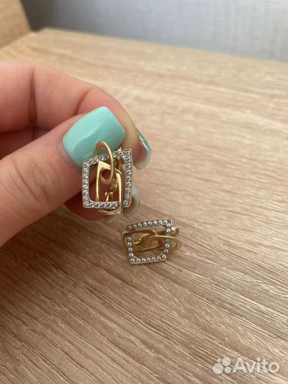 Золотые серьги