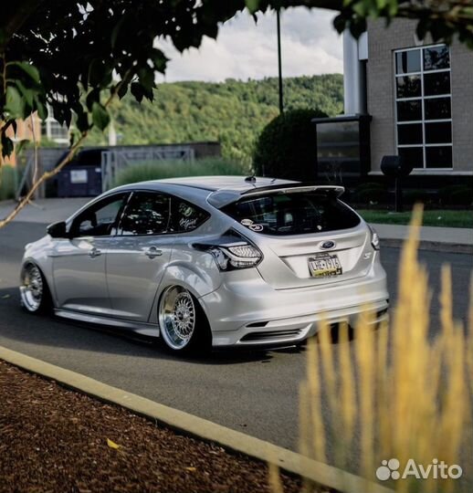 Лип спойлер Ford Focus 3 хэтчбек