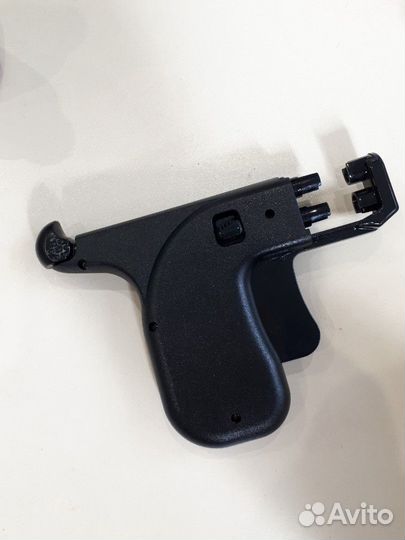 Пистолет для прокола ушей