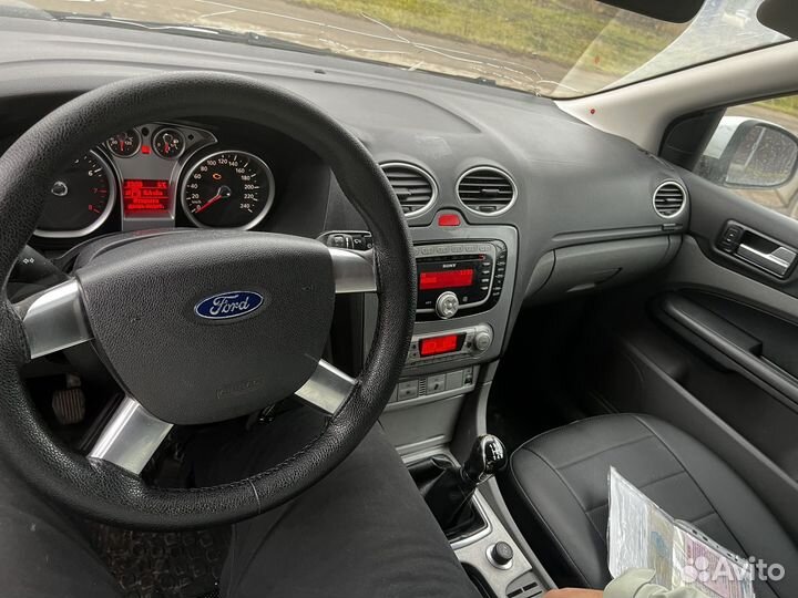 Ford Focus 1.6 МТ, 2008, 206 000 км
