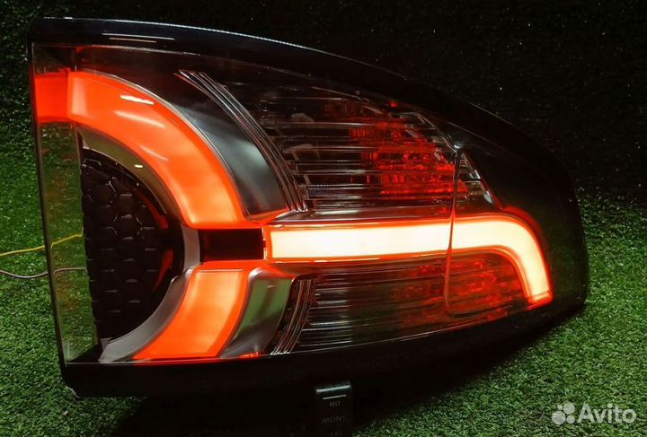 Фонарь задний левый Land Rover Дискавери Спорт L550