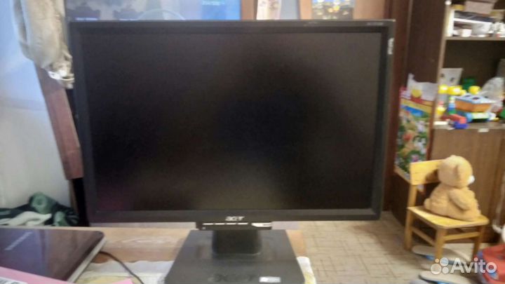 Монитор Acer 18
