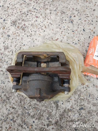 Суппорт передний новый на газель