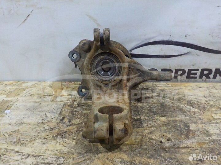 Кулак поворотный передний правый Citroen C3