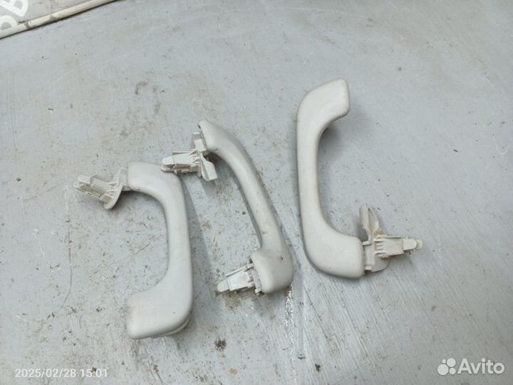 Ручка потолка Renault Megane K4M 2008