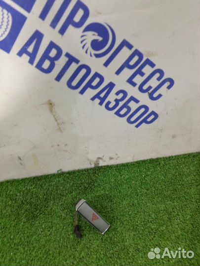 Кнопка аварийки Ford Mondeo 3 седан 1.8 130