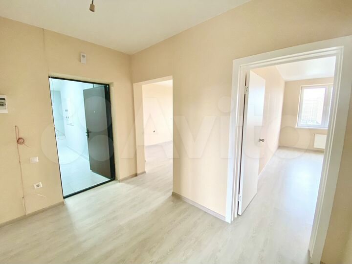 2-к. квартира, 65 м², 8/16 эт.