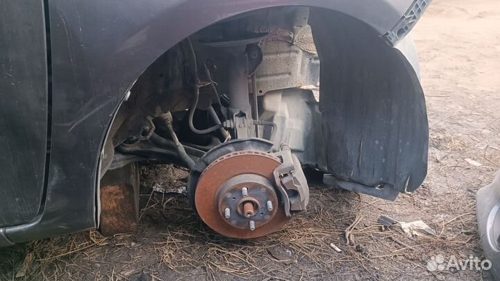 Toyota Vitz 1.0 CVT, 2011, битый, 52 000 км