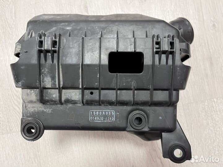 Корпус воздушного фильтра Mitsubishi Lancer 10