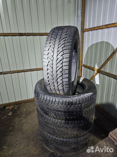 Pirelli Ice 235/60 R18 107T