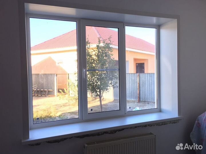 Окно с подоконником