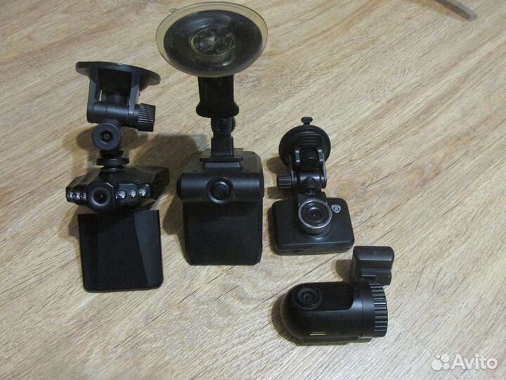 Видеорегистраторы 4шт