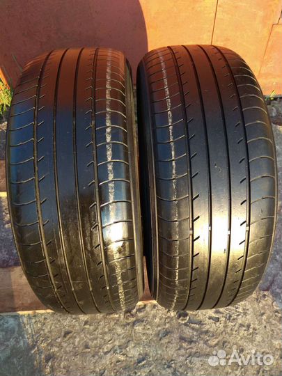 Yokohama dB Decibel E70N 215/55 R17 94V