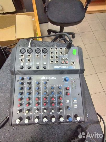 Б-6 пульт микшерный 6739