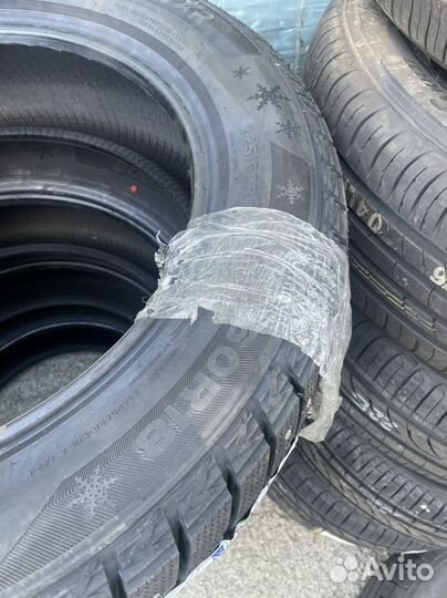 DoubleStar DW01 225/60 R18 100Q