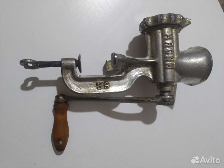 Чугунная мясорубка Касли