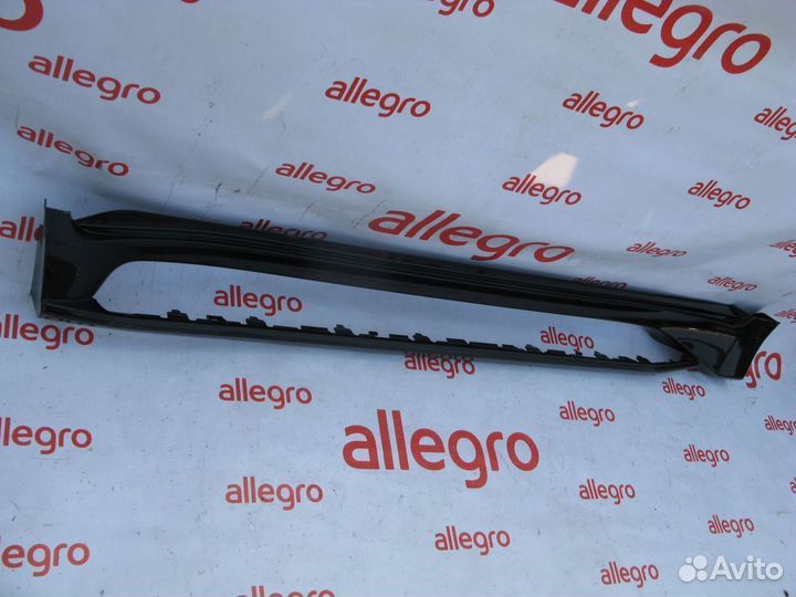 Lexus Lx570 накладка подножки порога правая