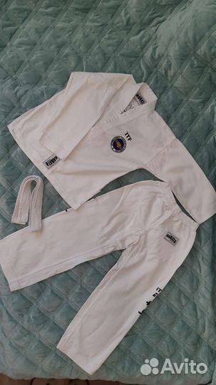 Добок (кимоно) для тхэквондо