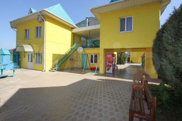 Гостиница, 4000 м²