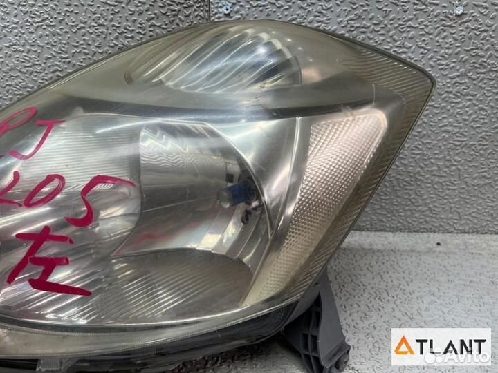 Фара передняя левая toyota passo