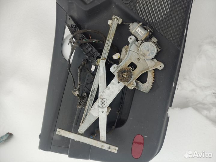 Карта водительской двери Авео т 250