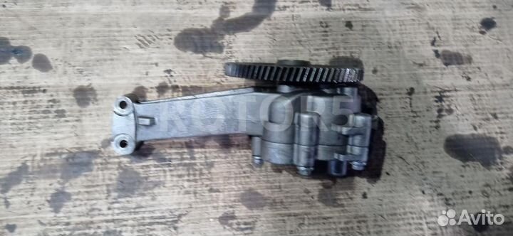 Масляный насос Scania 124 4 2000 1448659