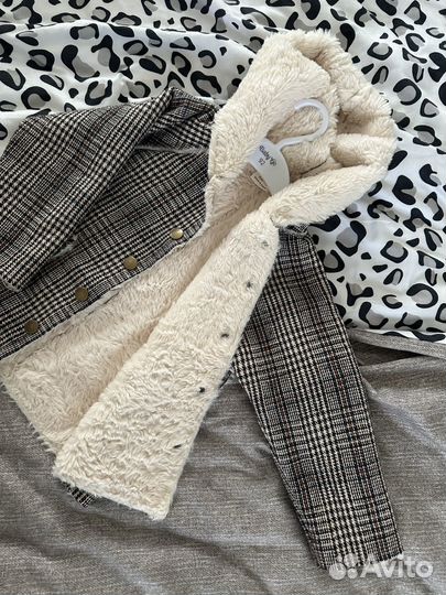 Куртка осенняя детская на 2-3 года девочке