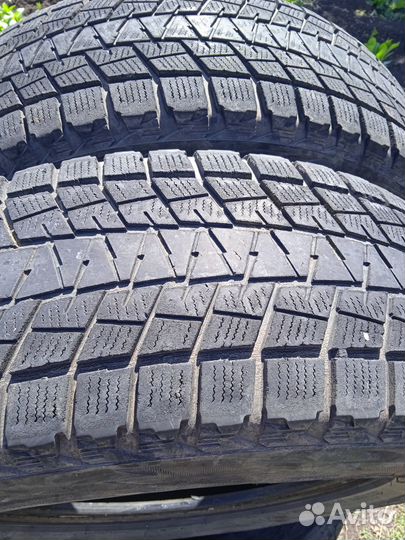 Bridgestone Blizzak DM-V1 225/70 R16 103R